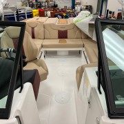 2024 Mastercraft XT20 - Midnite Black/Sangria Flake